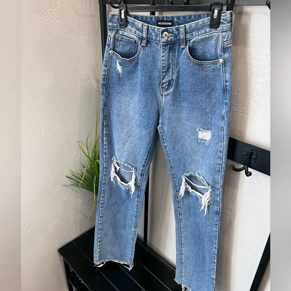 PRETTYLITTLETHING RIPPED LONG LEG STRAIGHT JEANS UK Size 10 US Size 6/28